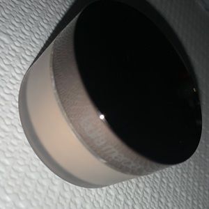 Laura mercier translucent setting powder